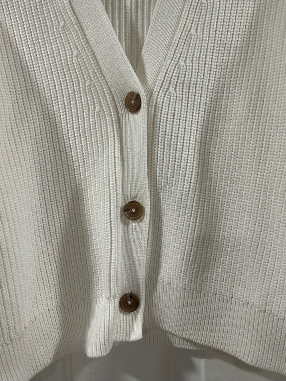 Quince Cream Button-Front V-Neck Knit Cardigan 100% cotton - Picture 2 of 8